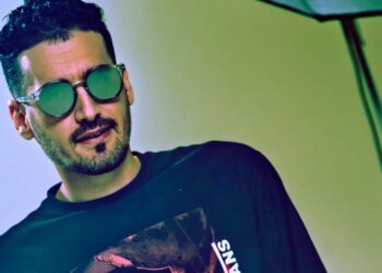 Jay Simon se destaca como productor musical del tema “NEXT’ de “IVY QUEEN”.