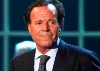 Julio Iglesias habló sobre su estado de salud y explicó por qué tiene problemas para caminar