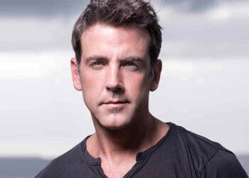 Carlos Ponce, se une a la plataforma Artistas360 de AIRE Radio Networks