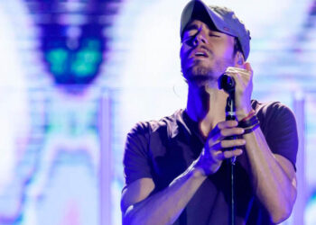 Enrique Iglesias será reconocido como 'Artista Latino de Todos los Tiempos' en los Premios Billboard