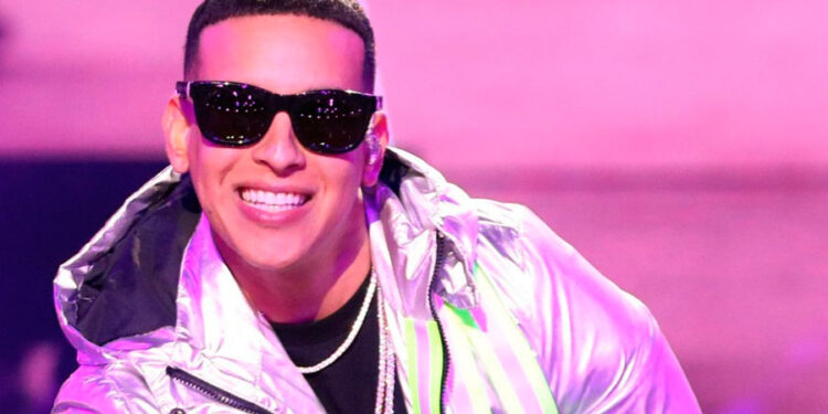 Daddy Yankee estrena "DY2K20" con los mejores momentos de su histórica serie de conciertos en Puerto Rico