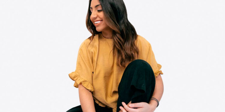 Vale Montes, hija de integrante del grupo Son by Four, estrena tema