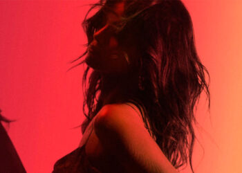 Selena Gomez y Rauw Alejandro estrenan nuevo sencillo y video "Baila Conmigo"