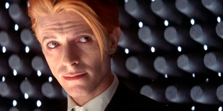 Anuncian remake de la película “Man Who Fell to Earth” protagonizada por David Bowie