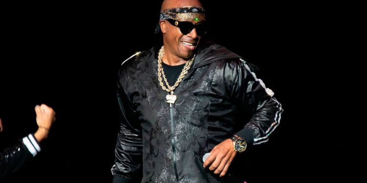 El éxito más fugaz de la historia y la estrepitosa caída de MC Hammer