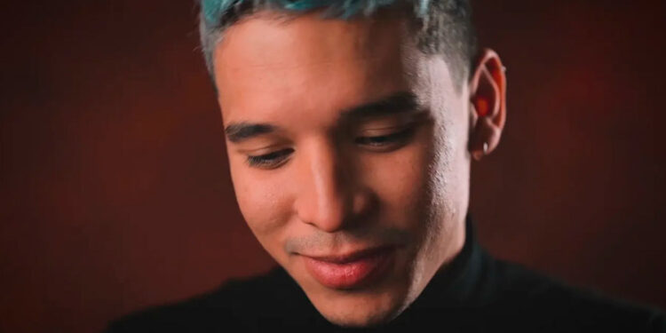 Christian Pagán regresa al romance con “Té besé”