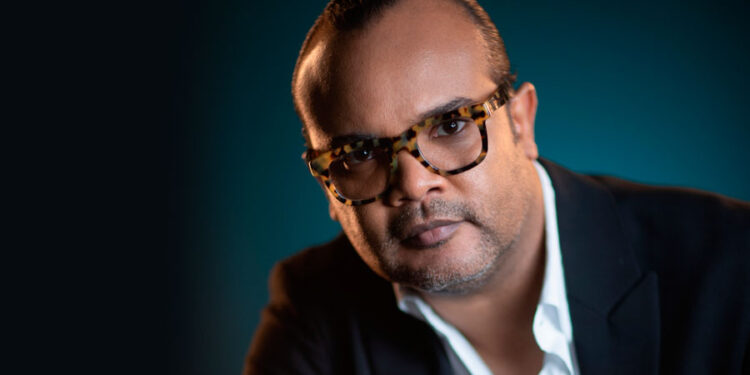 Alberto Zayas: 30 años contribuyendo con al arte y cultura dominicana