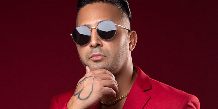 Charlie Cruz portada en Música is life