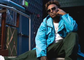 FREDO VERSATIL celebra las primeras 100.000 reproducciones de "Amarte es Peor" en Spotify a sólo días