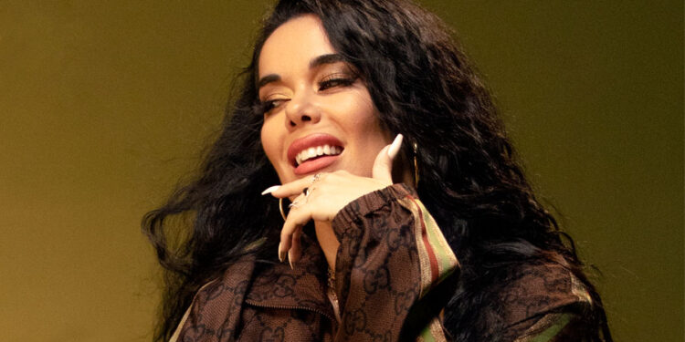 Beatriz Luengo portada en Música is life