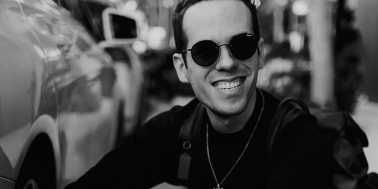 El aclamado productor y compositor, Edgar Barrera, recibe 12 nominaciones a los Latin GRAMMY®