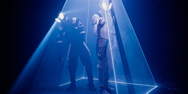 AREA21 estrena su álbum debut “GREATEST HITS VOLUME 1”