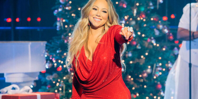 ‘All I Want For Christmas’ de Mariah Carey encabeza la lista de Billboard Hot 100 por tercer año consecutivo