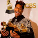 Jon Batiste gana 5 Premios Grammy incluyendo álbum del año por 'WE ARE'
