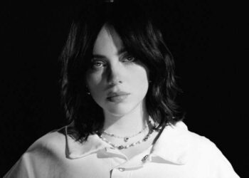 Billie Eilish nos comparte Guitar Songs: "TV" Y "THE 30th"