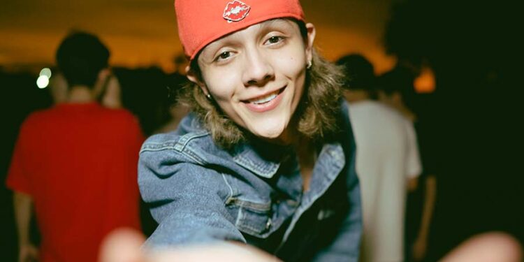 RAMÓN VEGA Drops Gen Z Reggaeton Track “ITA :)”