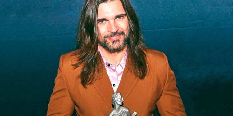 Juanes ingresó al salón de fama de compositores latinos con un homenaje especial durante los premios La Musa