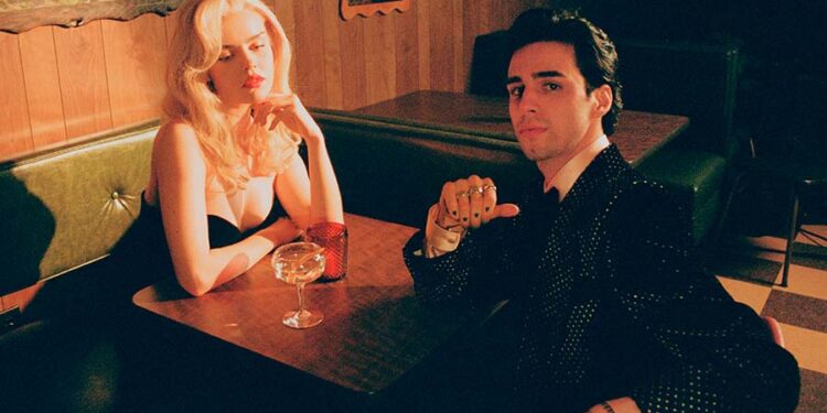 Stephen Sanchez, autor del hit «Until I Found You» presenta su nuevo sencillo: «Evangeline»