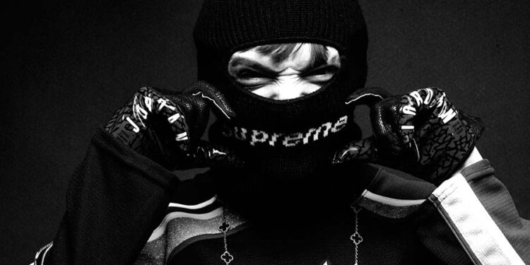 Peso Pluma Makes History As The First Mexican Artist To Lead "Daily Top Artists Mexico" Chart