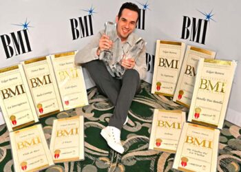 Edgar Barrera gana a lo grande en la 30ª Edición de los Premios BMI Latinos
