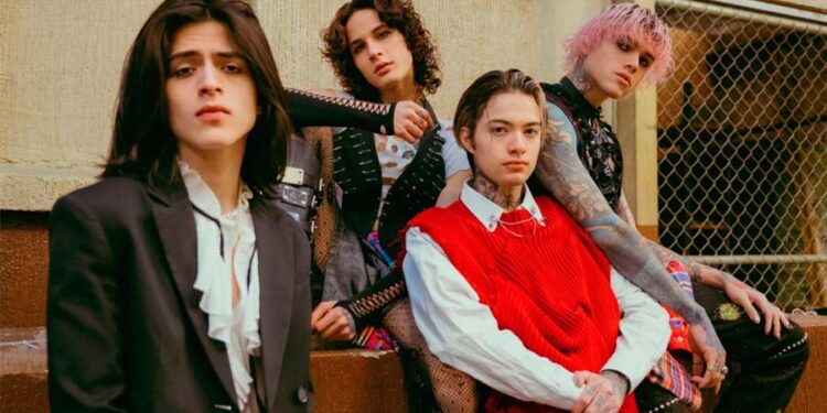 WIPLASH, la banda de rock nominada al Grammy® Latino, lanza su nuevo sencillo “TRAIDORA”