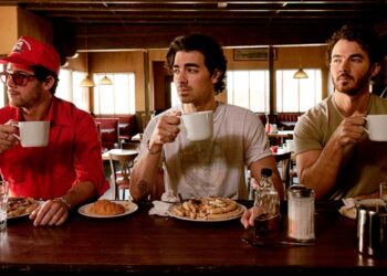 Jonas Brothers están de vuelta con su sencillo «Waffle House» ya en plataformas