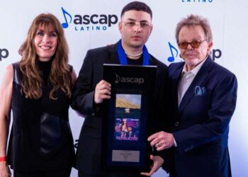 Keityn el colombiano creador de éxitos recibe premio al compositor del año 2023 de Ascap Latino