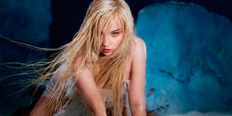 Kim Petras lanza su esperado álbum debut FEED THE BEAST ¡ya en plataformas!