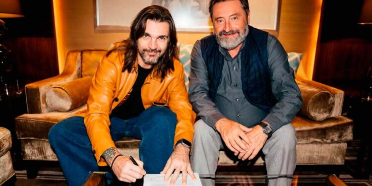 Juanes renueva contrato con Universal Music Latino