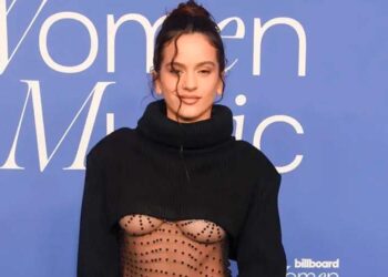 Rosalía firma con nueva manager