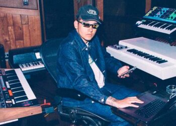 El genio creativo de Sky Rompiendo eleva la industria musical con colaboraciones exitosas