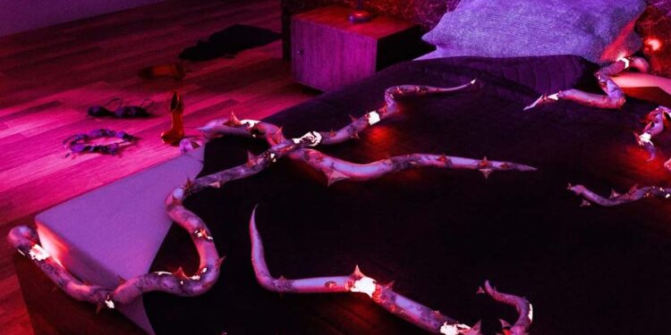 El artista emergente Mike Castillo lanza su nuevo sencillo junto a FaceBrooklyn “PREMIO O CASTIGO??”