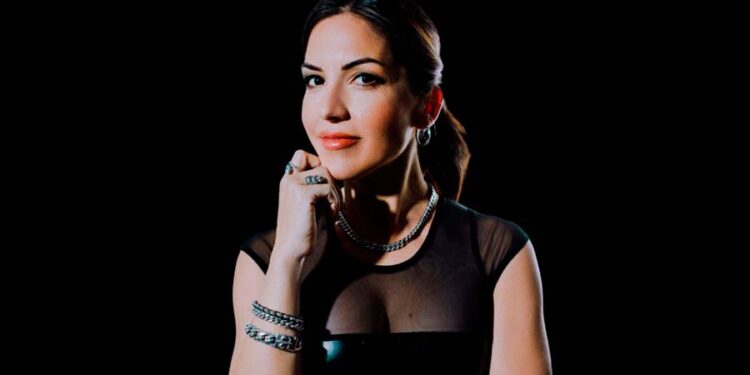 Anna Tur debuta en Drumcode con “Bon Voyage”