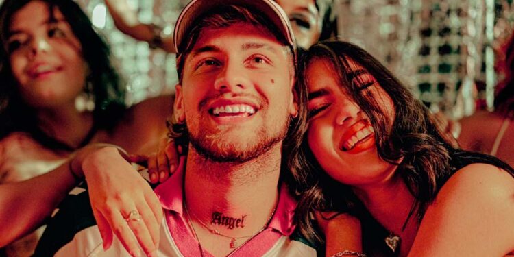 BIANCO VÉLEZ nos presenta su nueva canción 'Amor En Ruinas'