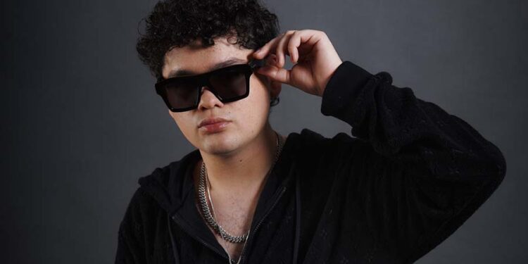 Jasiel Nuñez Burns with Emotion in New Heartbreak Track «0 Sentimientos»