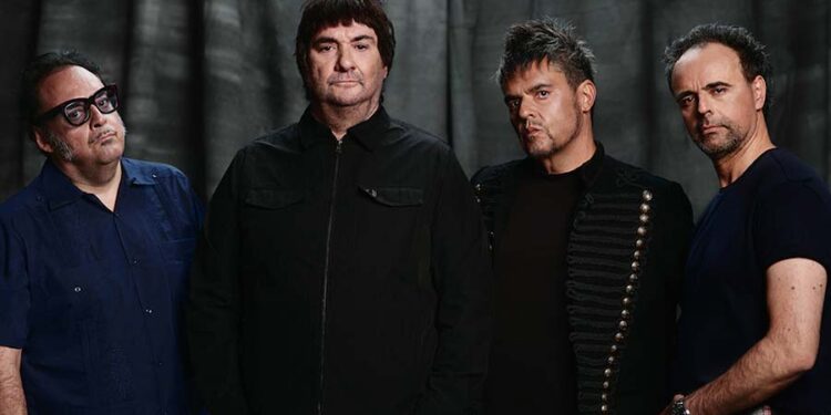 LOS TRES firman con Universal Music y presentan “MOIZEFALA” en vivo