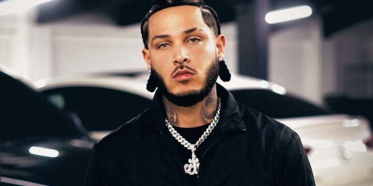 Roa lanza su nuevo sencillo “REINA” tras agotar las entradas de su show en Florida