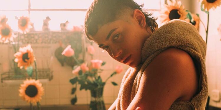 JHAY P, firma con Universal Music Latino y estrena su nuevo sencillo “LINDA”