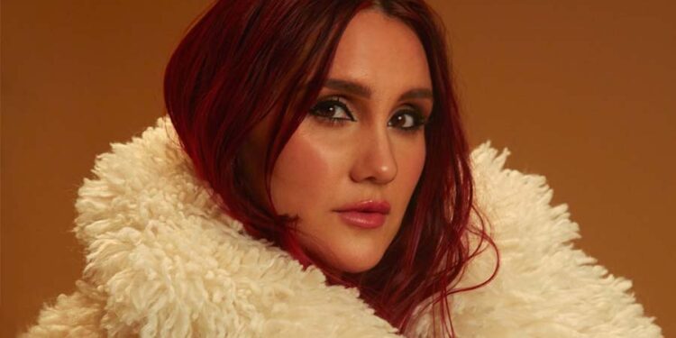 Dulce María, portada en Música is life