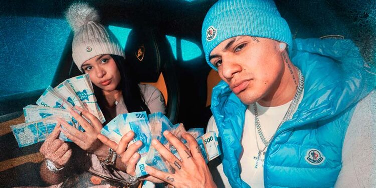 El Bogueto celebra el amor a bordo con “CARTIER” el himno del reggaetón de lujo