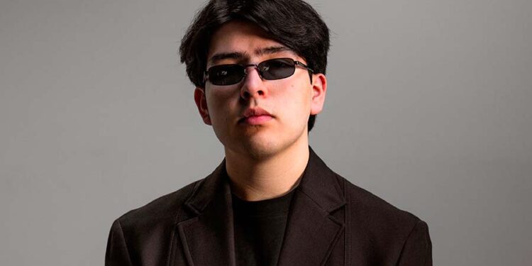 Tombochio refuerza su confianza con su nuevo sencillo “GIVENCHY”