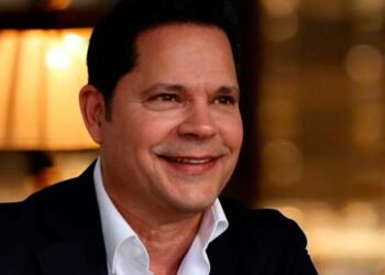 Rey Ruiz, portada en Música is life